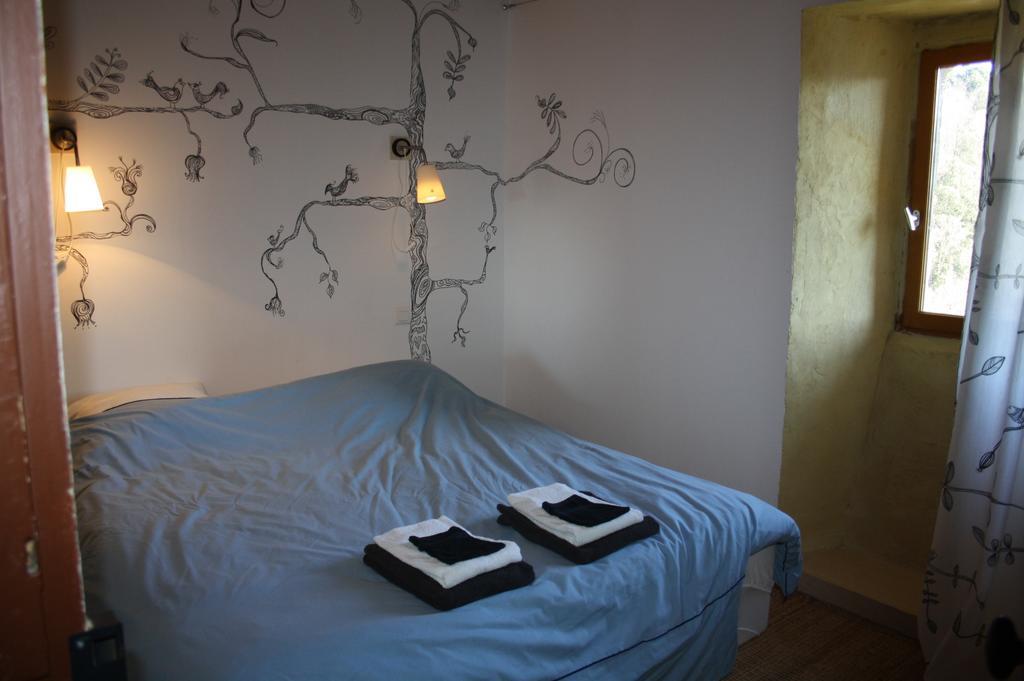 Mas La Donzelenche Vialas Room photo